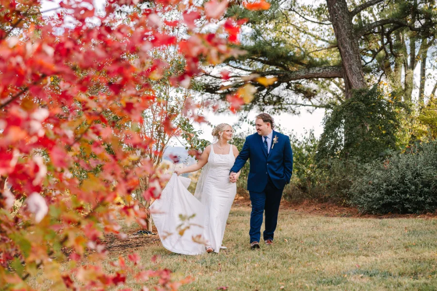 Maddie-and-Spencer-_-Mandy-Hart-Photography-_-Fall-Wedding-in-Tennessee-9